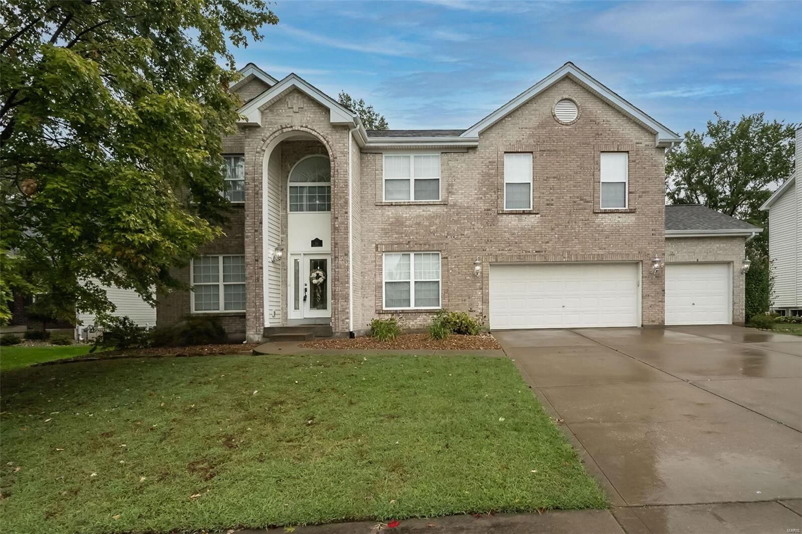 Property Photo:  516 Wellsmont Drive  MO 63304 