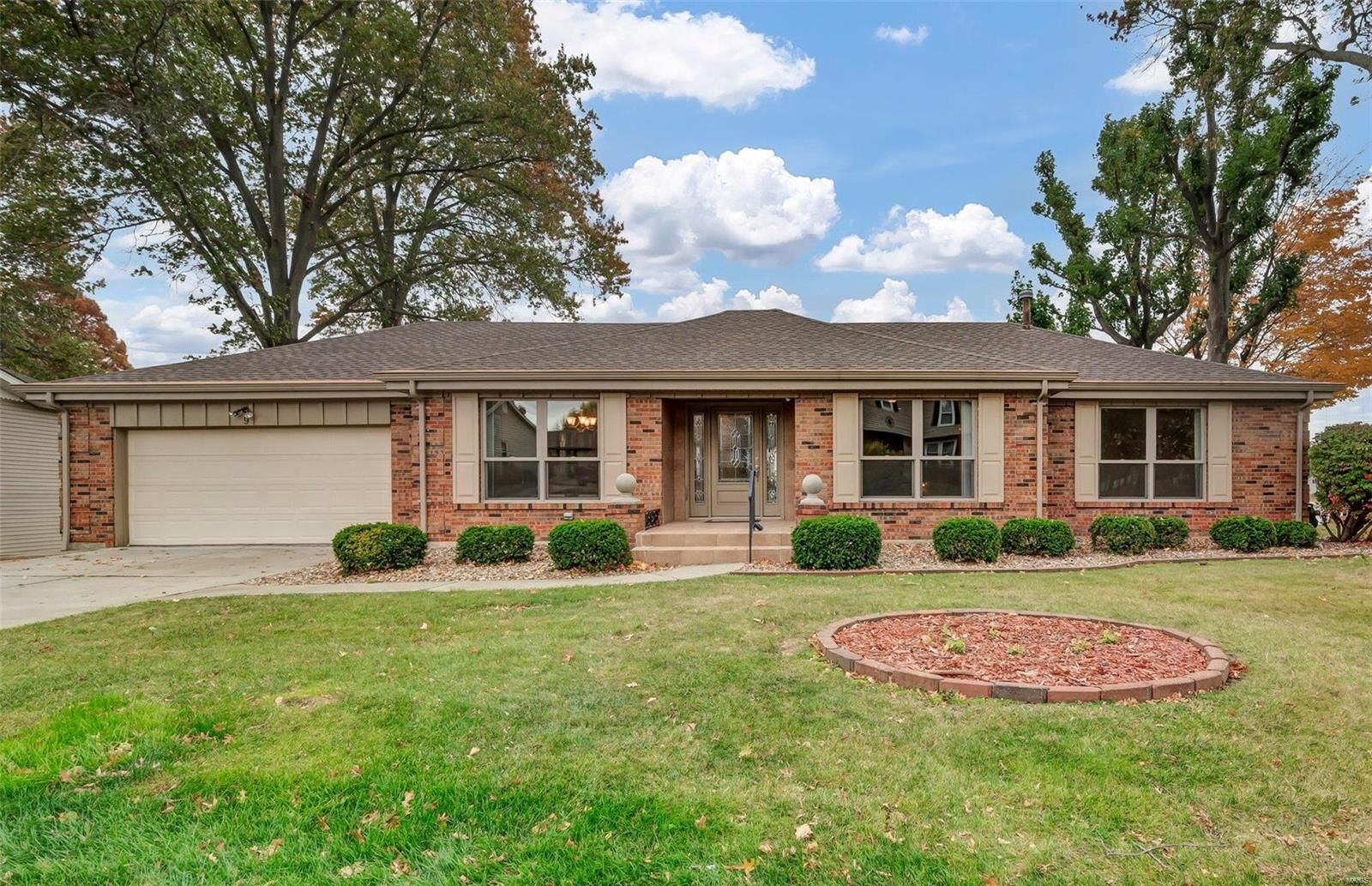 Property Photo: 9 Normandy Drive MO 63367