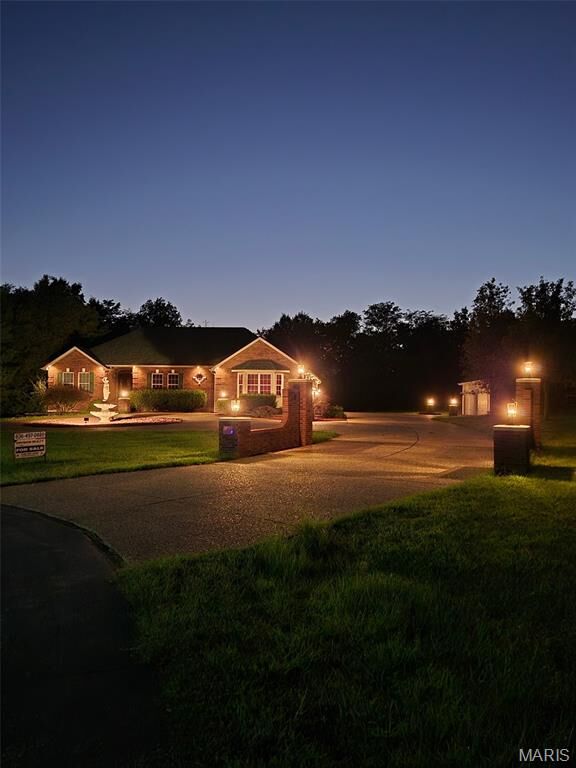 Property Photo: 103 Talon Court MO 63385