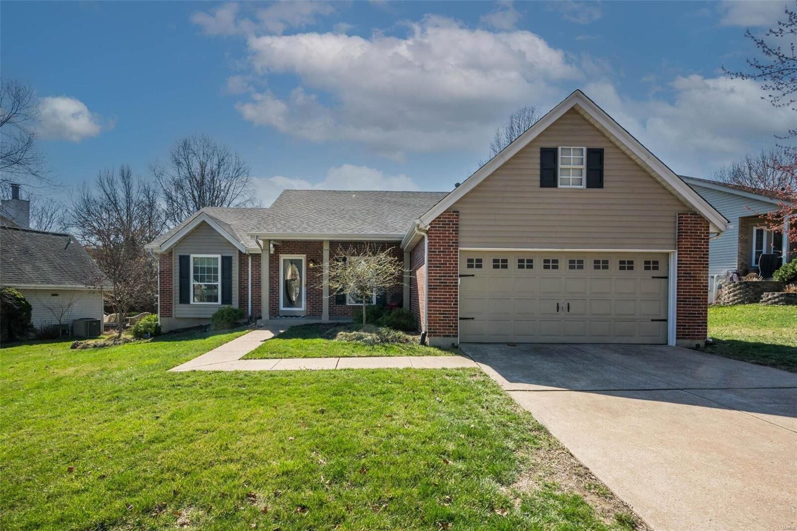 Property Photo: 1028 Acorn Hollow Court MO 63026