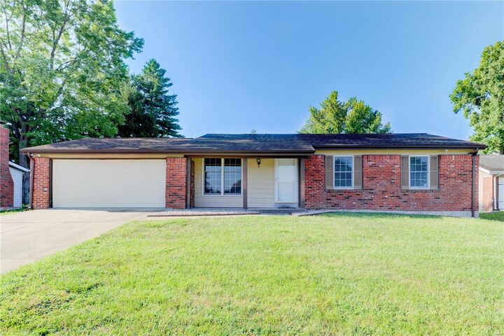 1834 Christo Court  St Louis MO 63138 photo