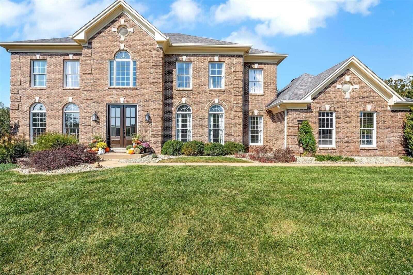 Property Photo: 511 Inverrary Court MO 63025