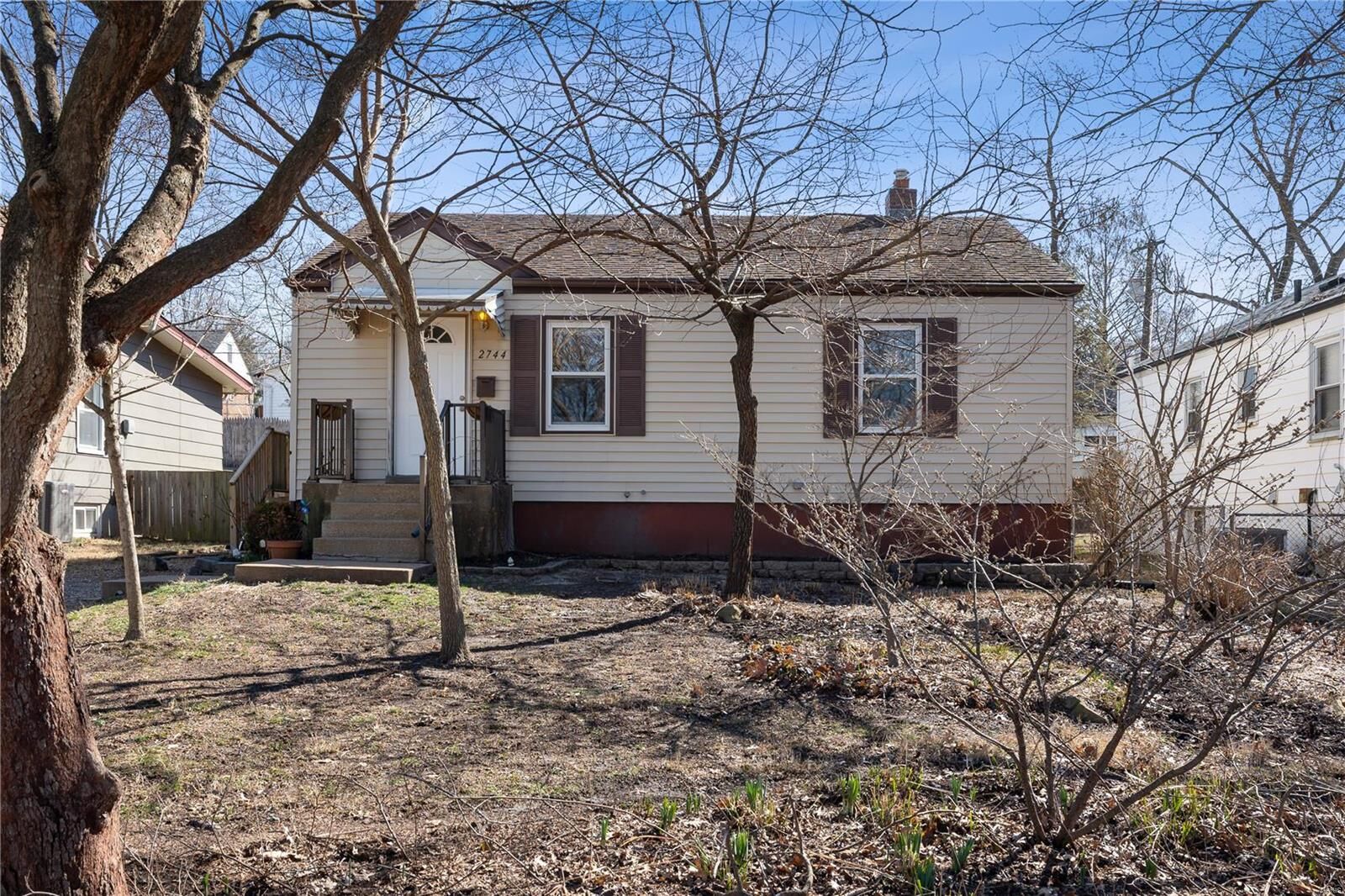 Property Photo: 2744 Hawson Drive MO 63125