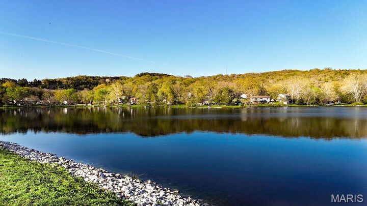 Property Photo: 511 Arrowhead MO 63016