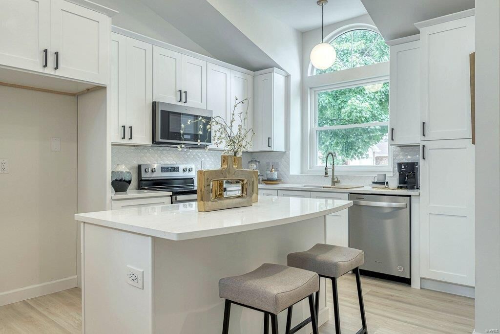 Property Photo: 1314 Stone Run Drive MO 63021
