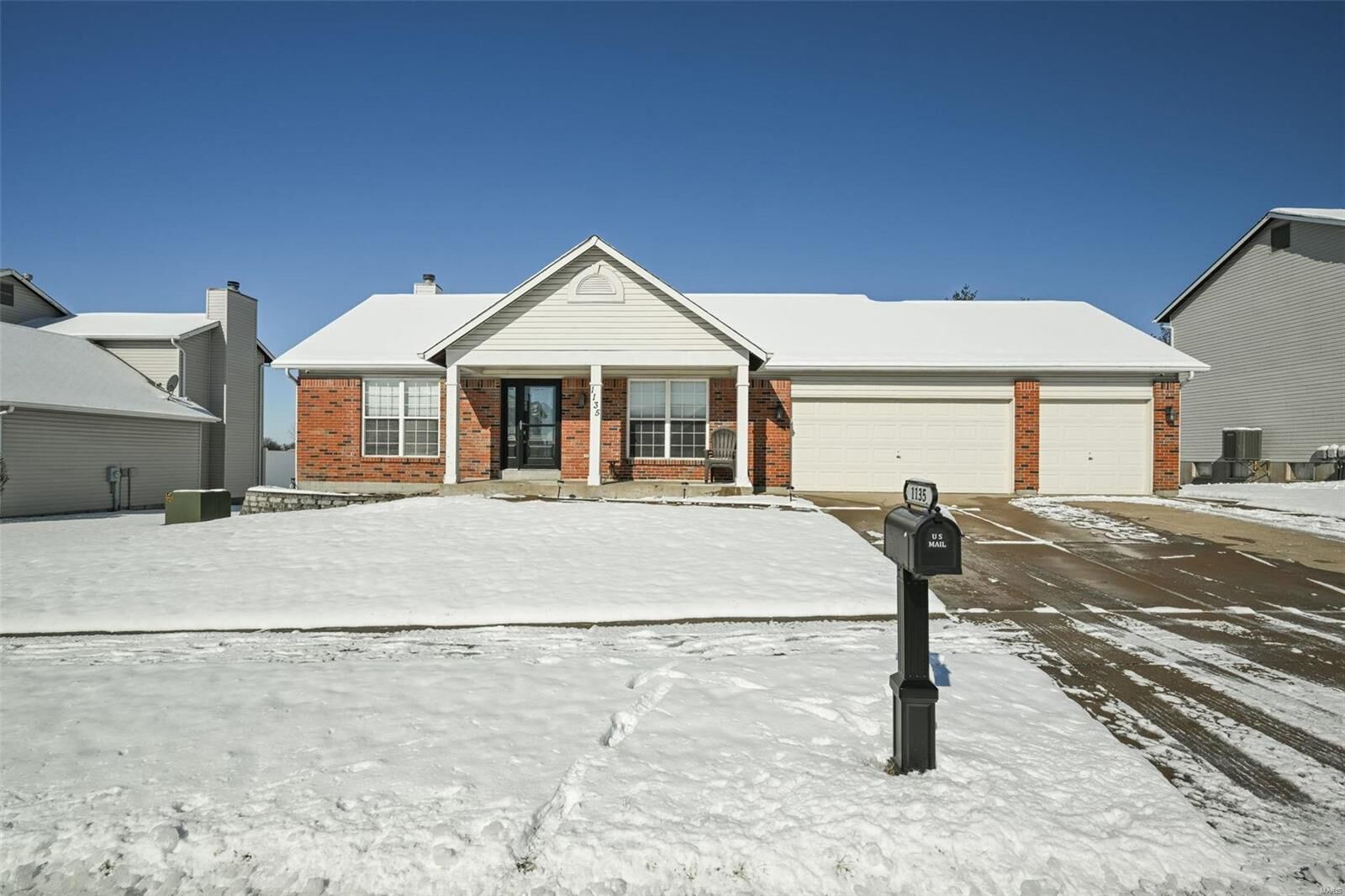 Property Photo: 1135 Sunny Ridge Drive MO 63366