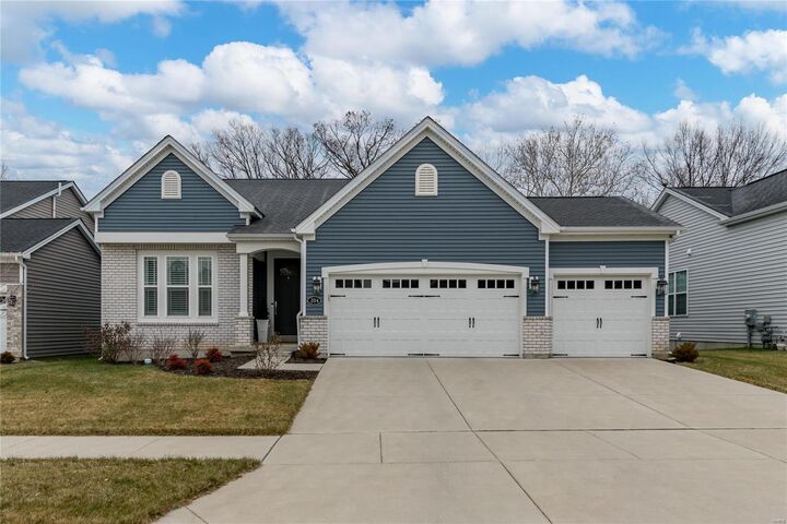 204 Oakleigh Park Lane  St Charles MO 63303 photo