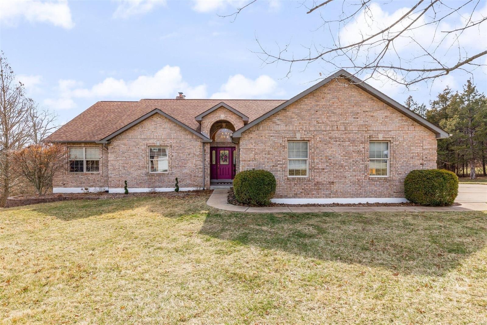 Property Photo:  2440 Stonegate Drive  MO 63028 