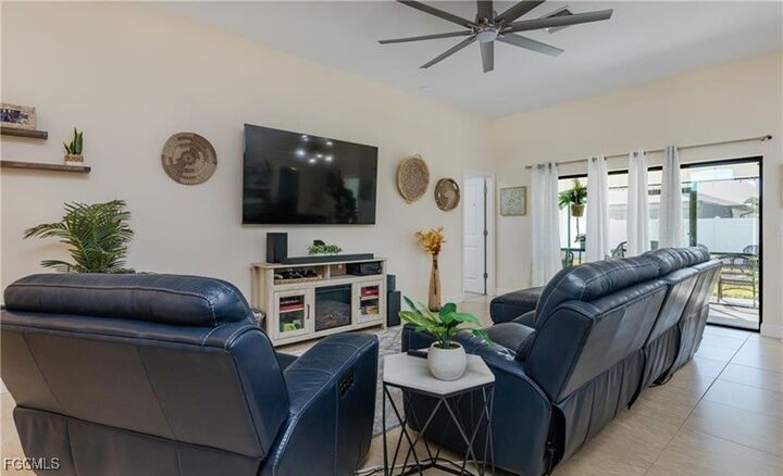 Property Photo: 316 SE 16th Street FL 33990