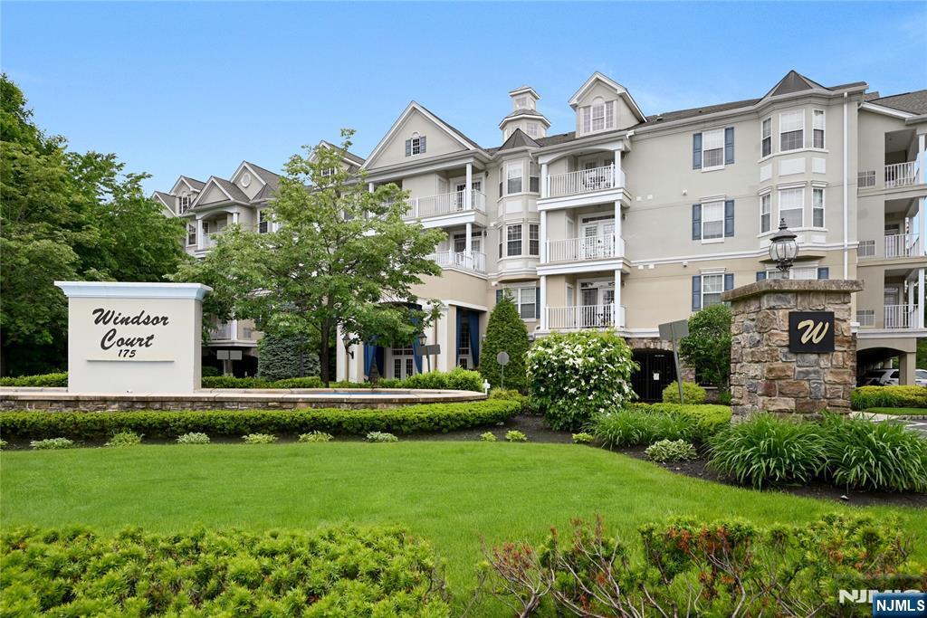 175 Rochelle Avenue 323  Rochelle Park NJ 07662 photo