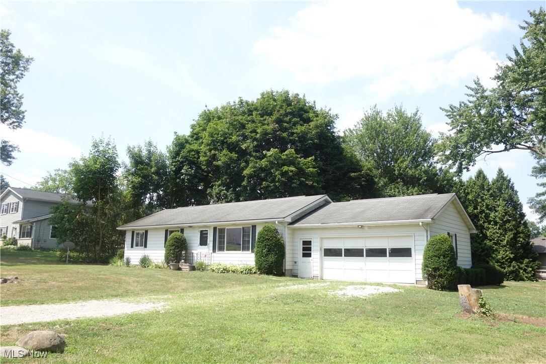 Property Photo:  3052 S Prior Road  OH 44319 