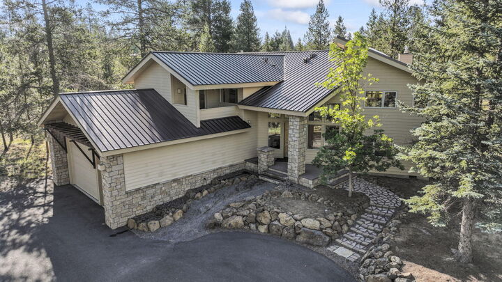 57776 Umpqua Lane  Sunriver OR 97707 photo