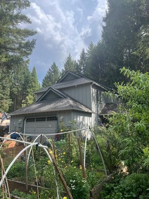 Property Photo: 455 Addison Lane OR 97523