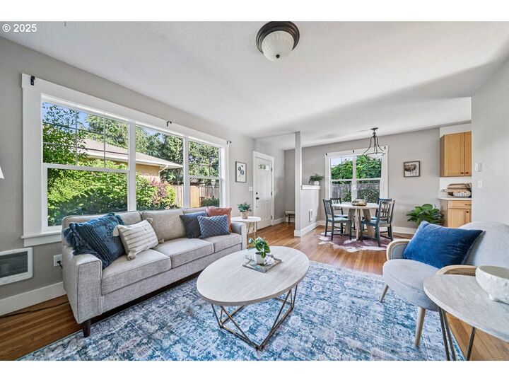 Property Photo: 5816 NE 6th Ave OR 97211