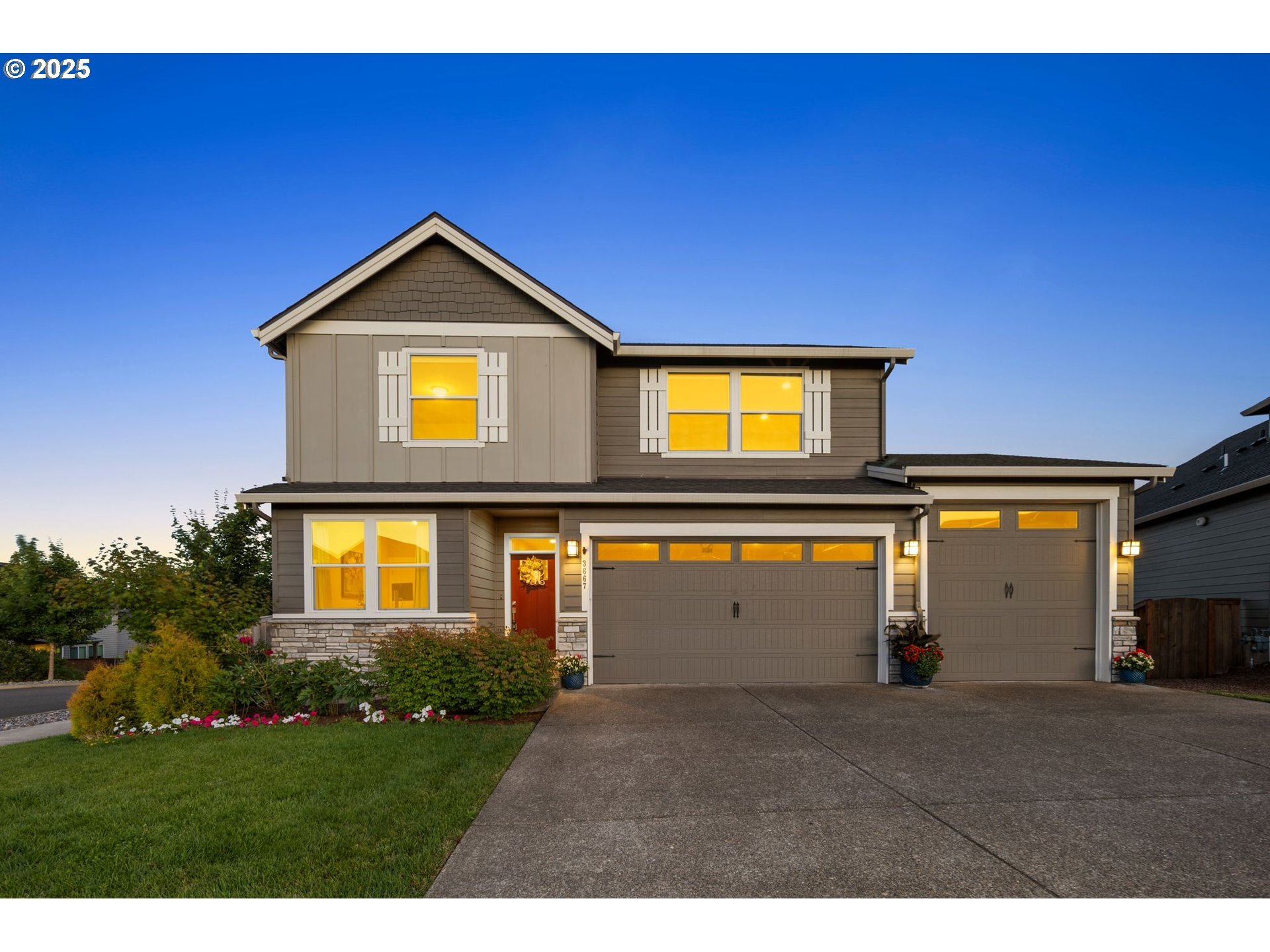 3667 NE Pioneer St  Camas WA 98607 photo
