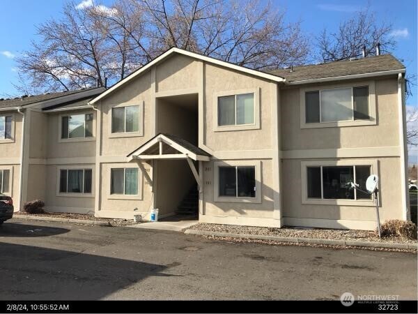 1910  J Street 101  Walla Walla WA 99362 photo