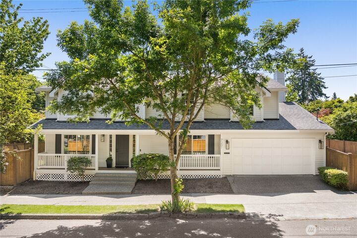 Property Photo: 7201 Seward Park Avenue S WA 98118