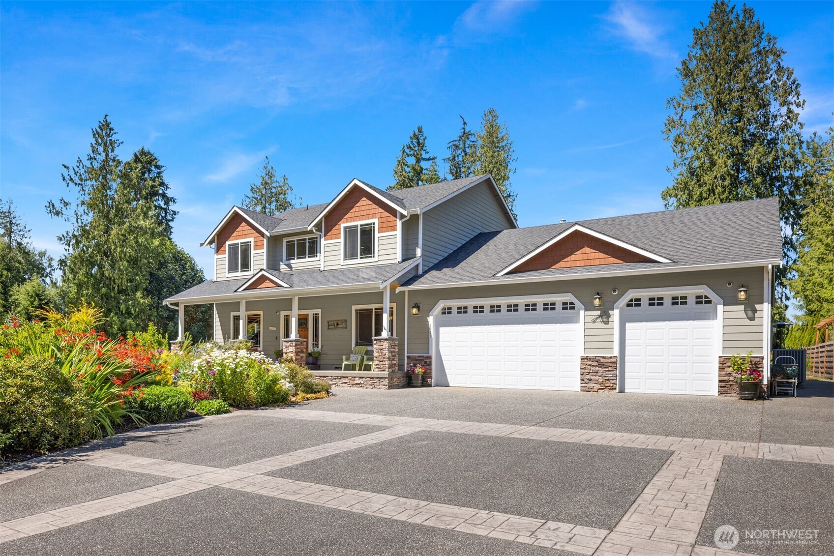 Property Photo: 1233 288th Street NE WA 98292