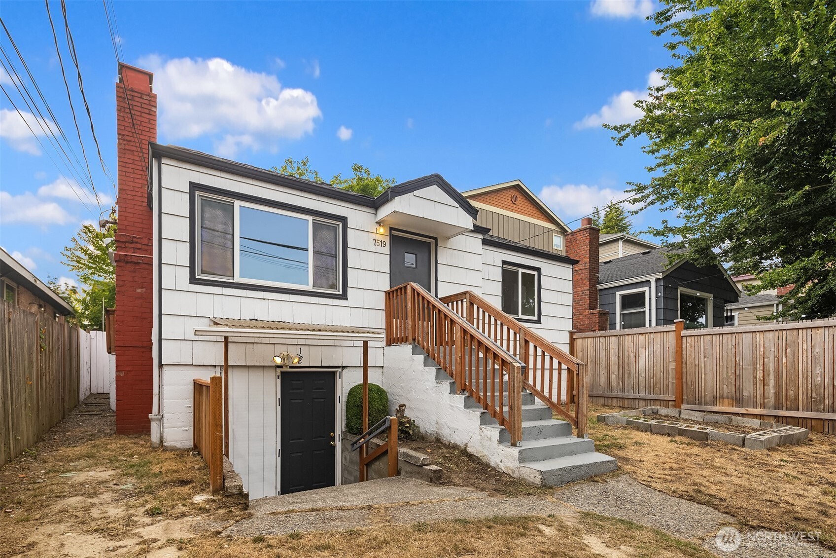 Property Photo: 7519 24th Avenue NW WA 98117