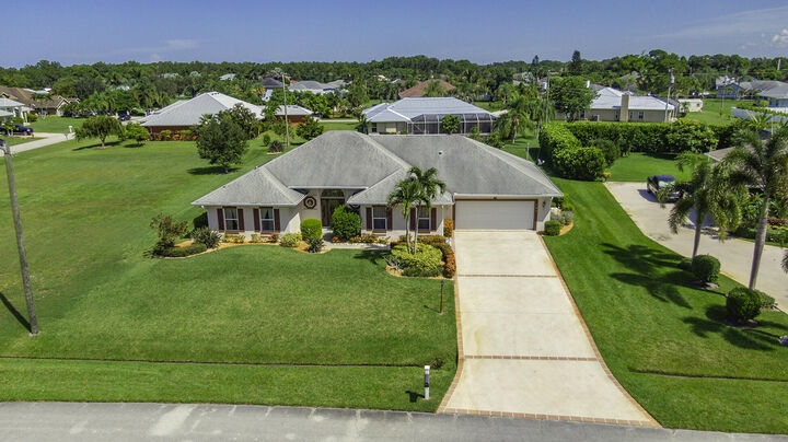 165 SW Hawthorne Circle  Port Saint Lucie FL 34953 photo