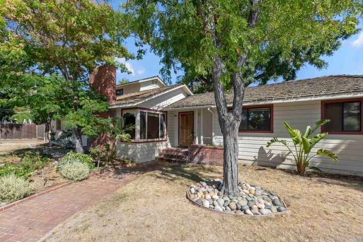 Property Photo:  876 Dry Creek Road  CA 95008 