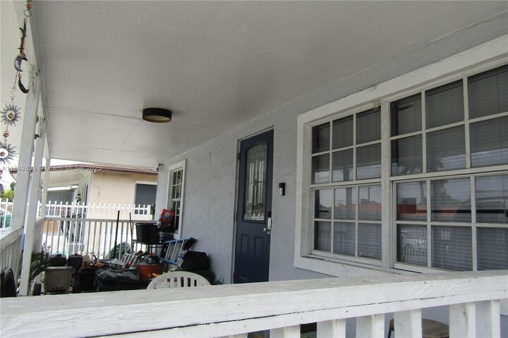 2223 NW 32nd St  Miami FL 33142 photo