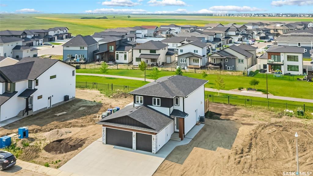 Property Photo: 158 Haverstock Crescent SK S7W 1E3