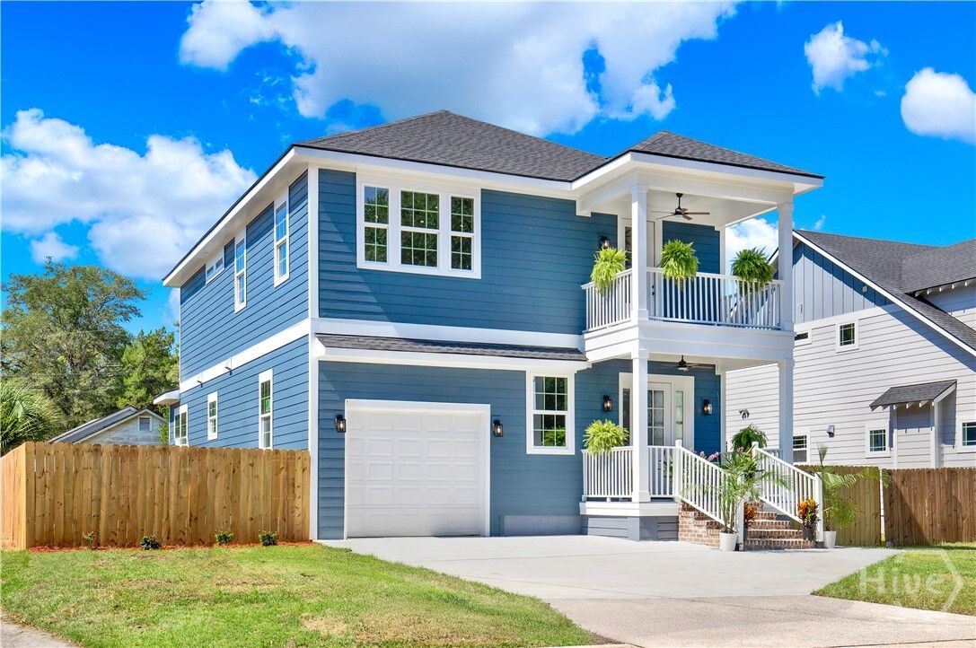 Property Photo: 2011 E 38th Street GA 31404