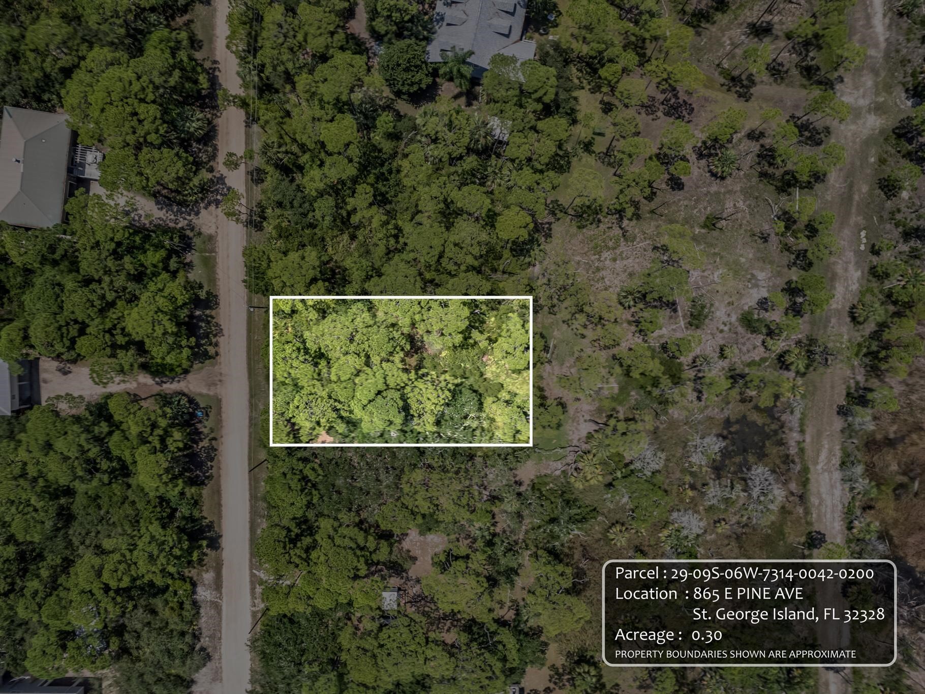 Property Photo: 865 E Pine Avenue FL 32328