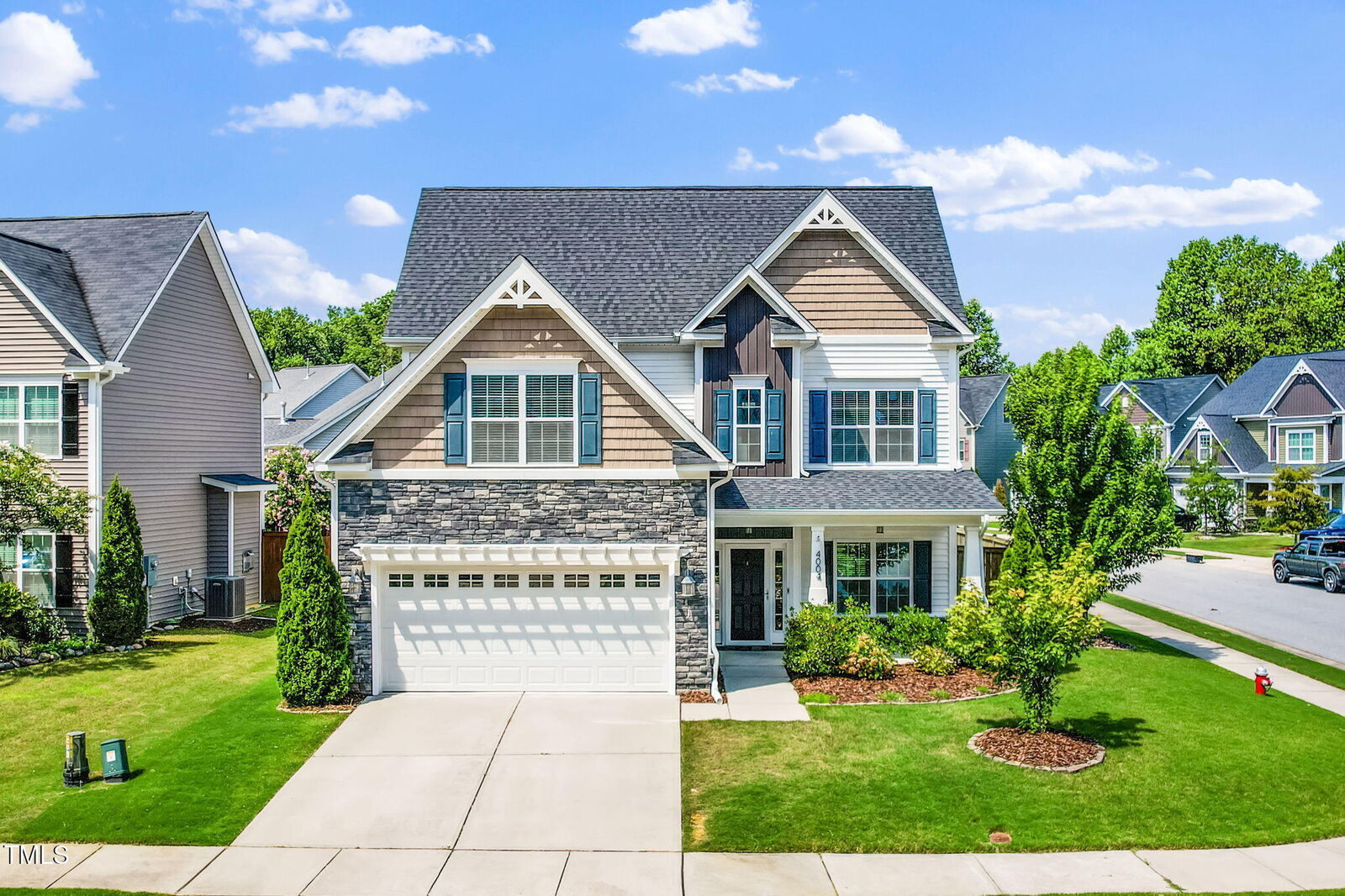 Property Photo:  4004 Bostwyck Drive  NC 27526 