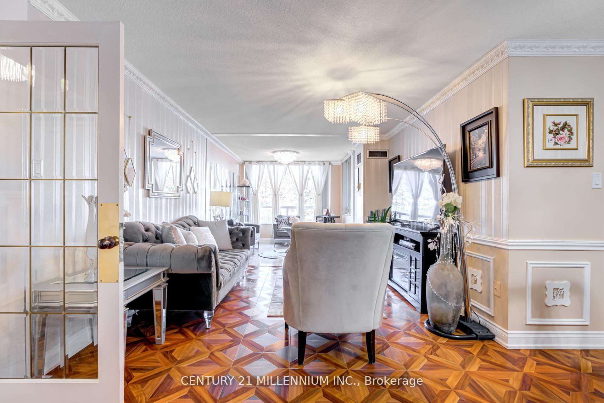 Photo de la propriété: 20 Cherrytree Drive 208 ON L6Y 3V1