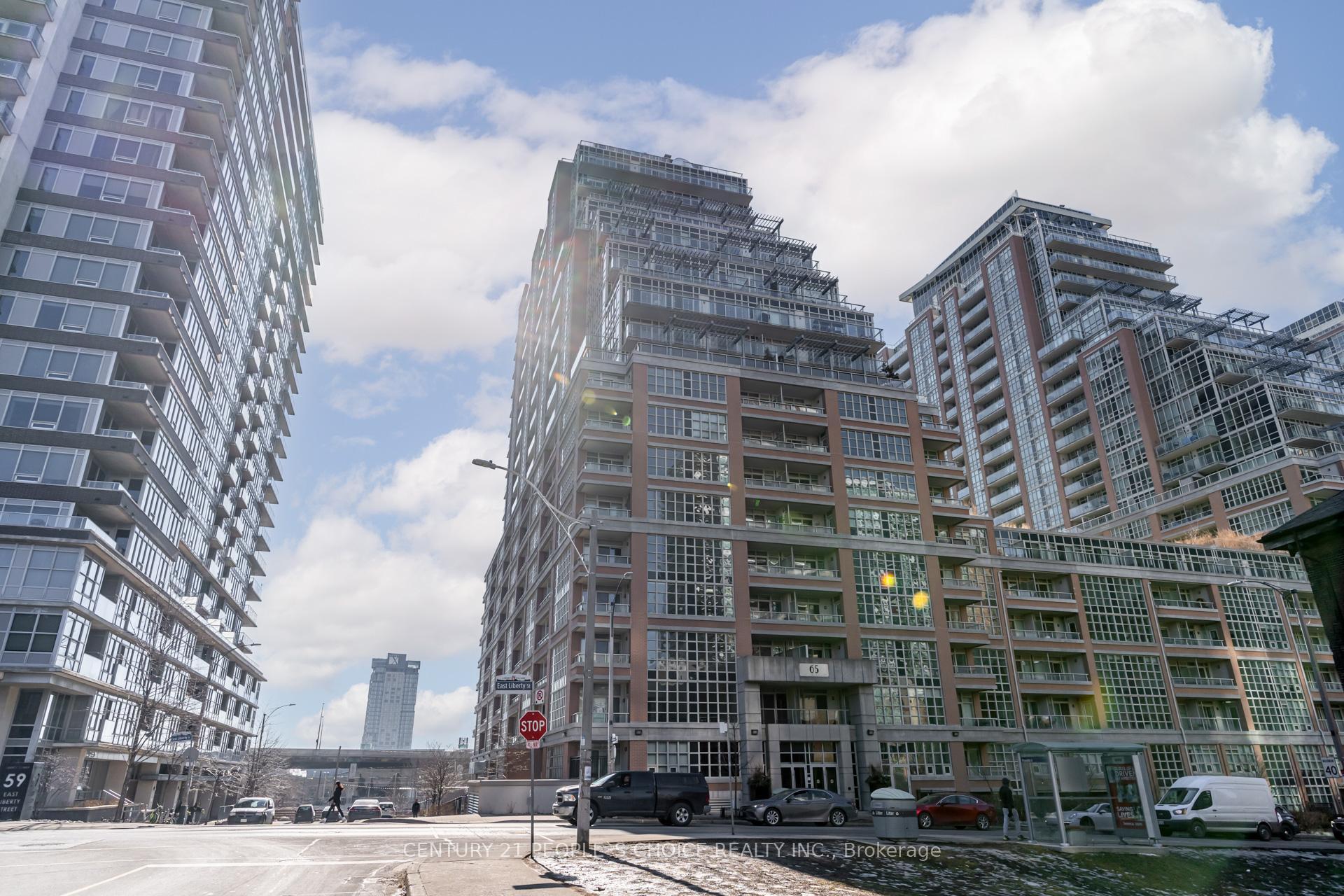 Property Photo:  65 East Liberty Street 1213  ON M6K 3R2 