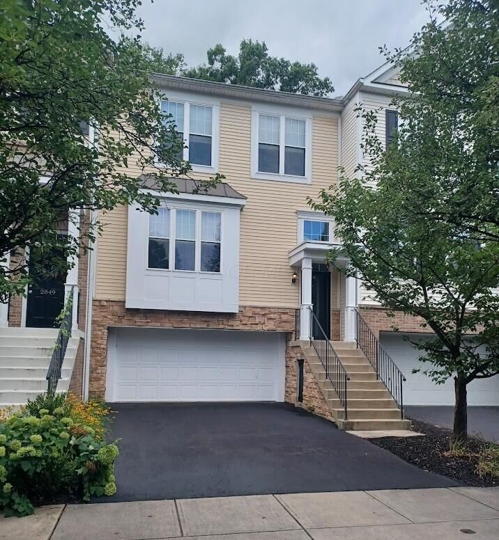 Property Photo:  2851 Acarie Drive  OH 43219 