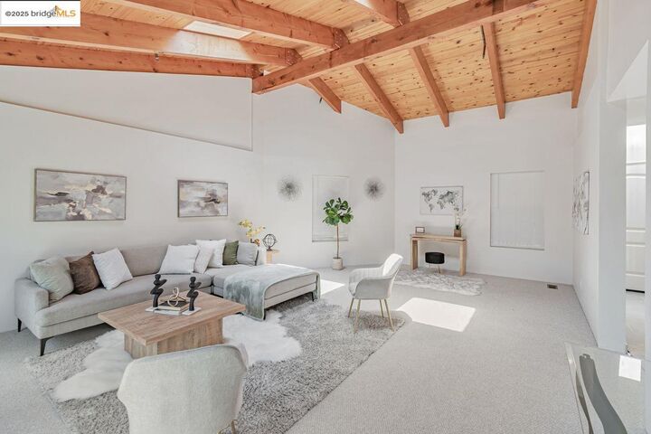 Property Photo:  6659 Exeter Dr  CA 94611 