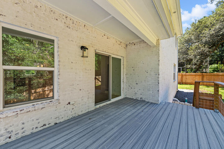 Property Photo: 410 Anchors Street FL 32578