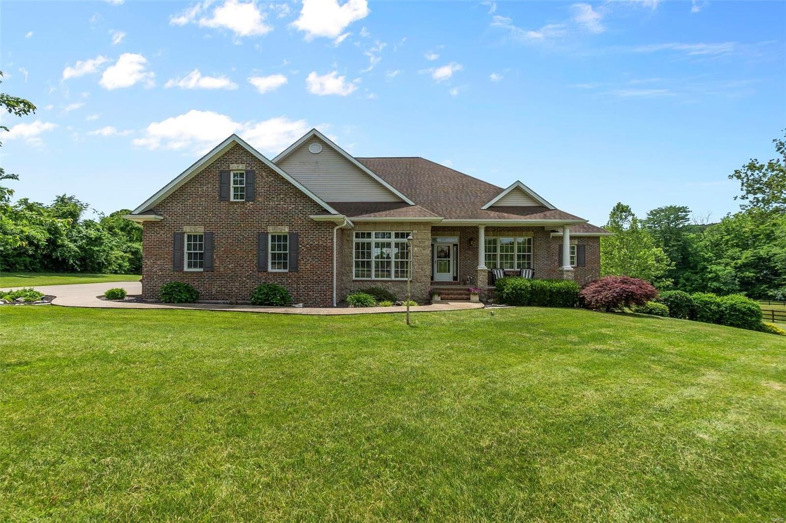 Property Photo: 450 Linebacker Run MO 63755