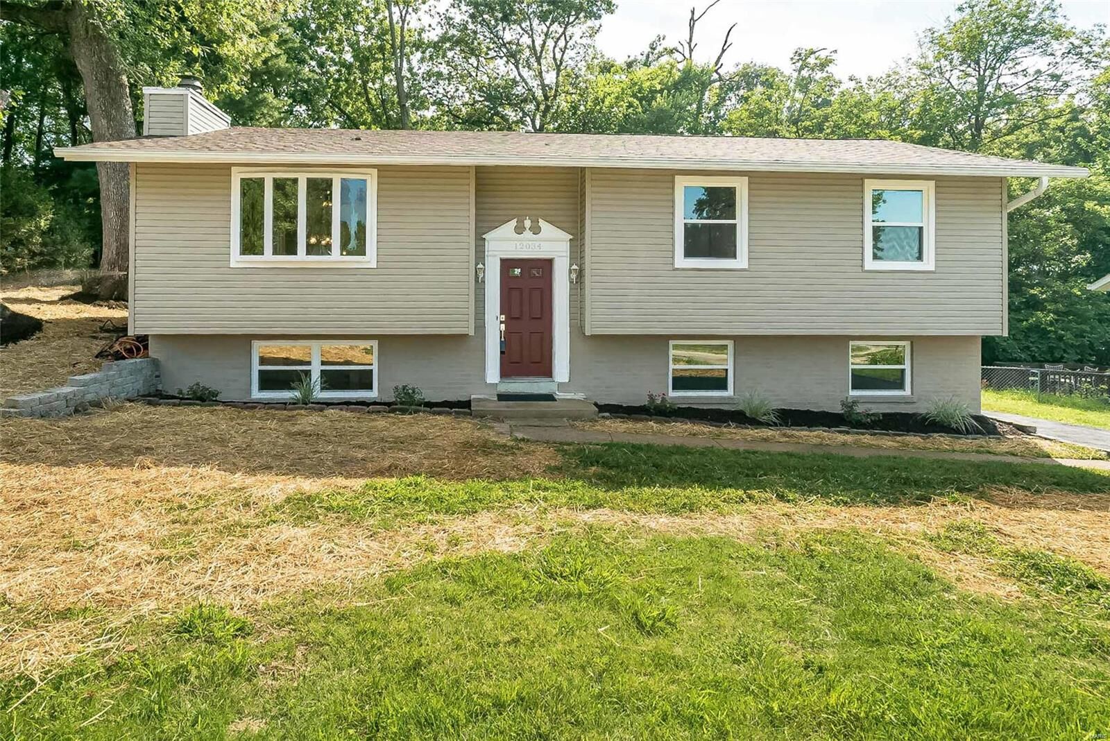 Property Photo: 12034 Debonnaire Drive MO 63146