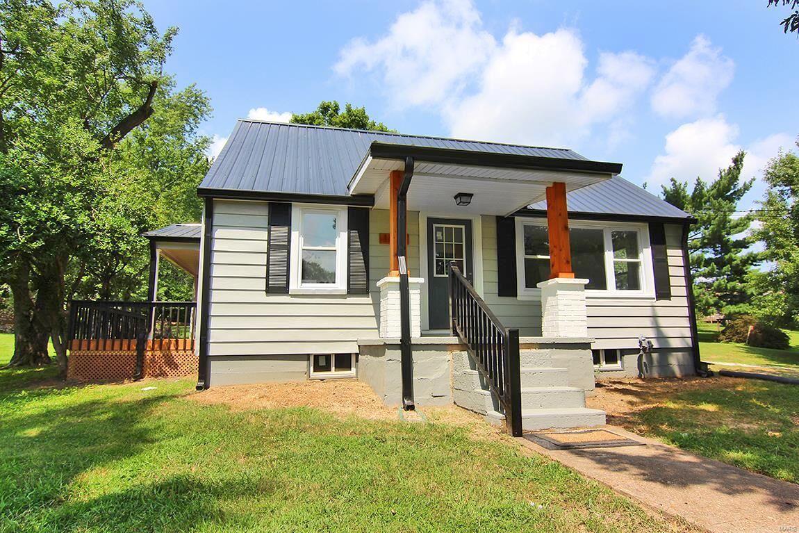 Property Photo: 1821 Old Cape Road MO 63755
