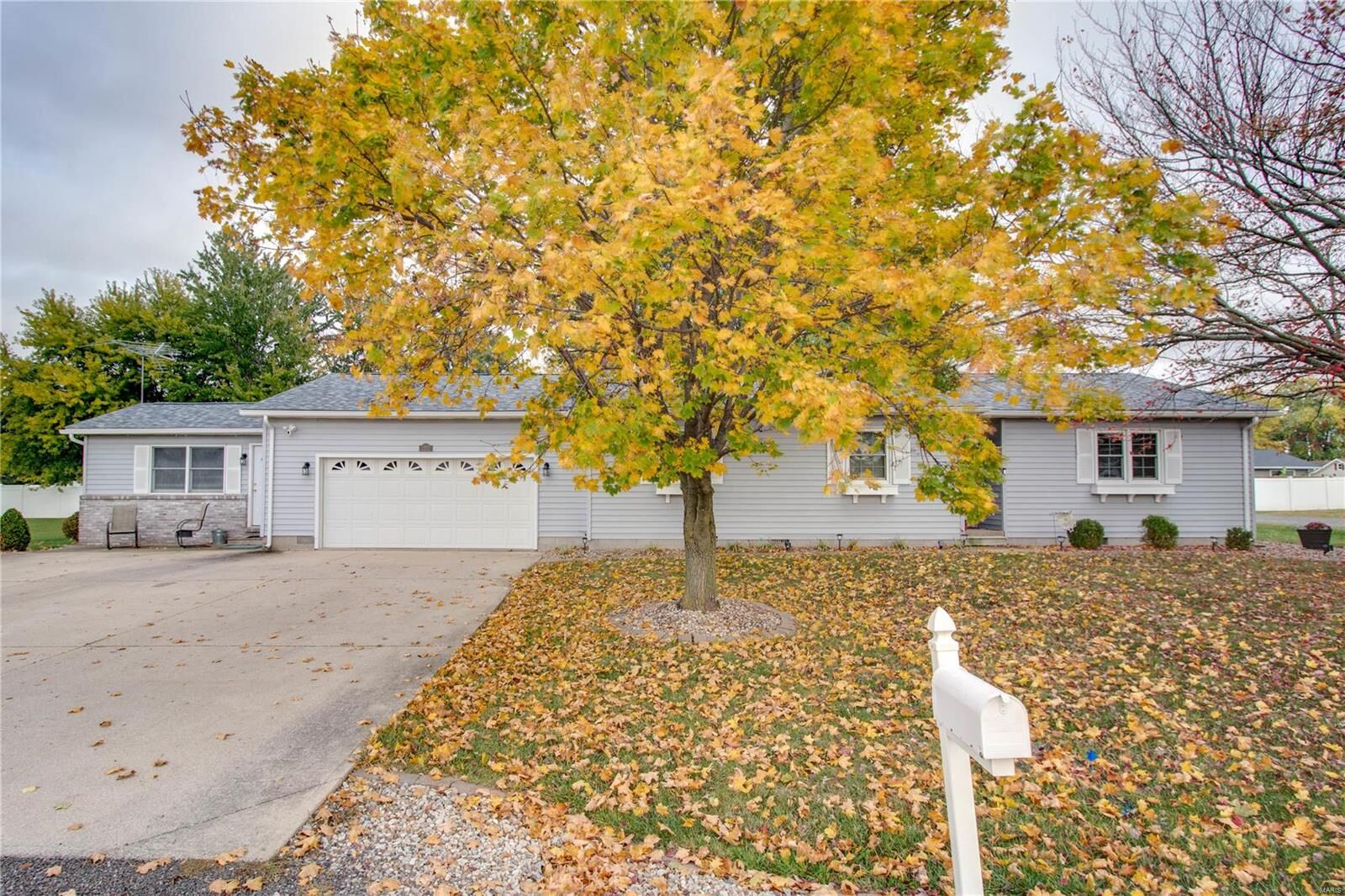 Property Photo:  1201 Bertman  IL 62052 