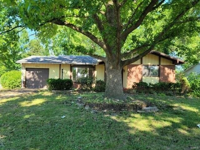 Property Photo:  3240 Brookshire Drive  MO 63033 