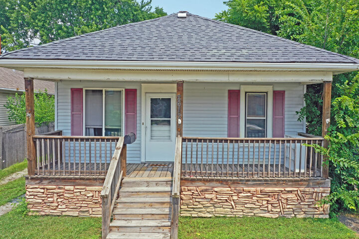 2612 75th St  Kenosha WI 53143 photo
