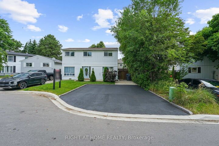 Property Photo:  23 Huntingwood Crescent  ON L6S 1S5 