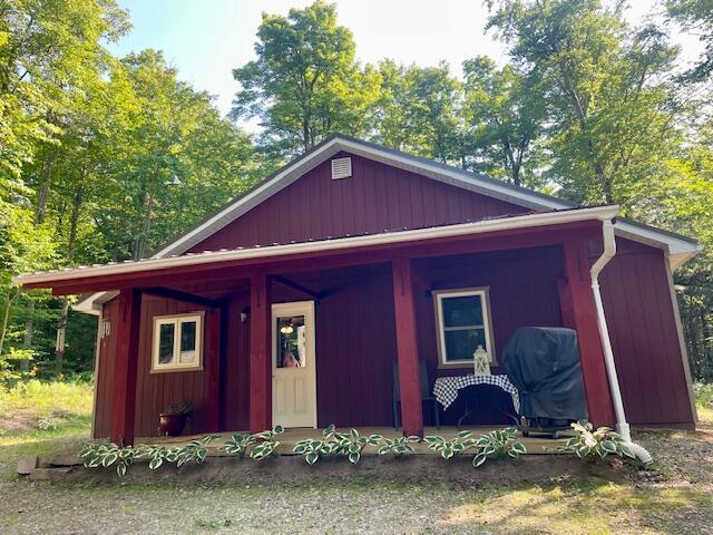 Property Photo: 517 Wilfred King Road NY 12935