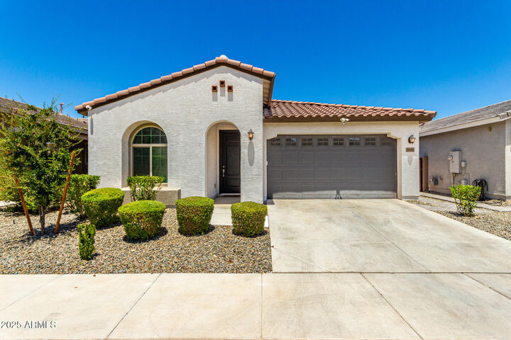 Property Photo: 1640 W McNeil St Street AZ 85041