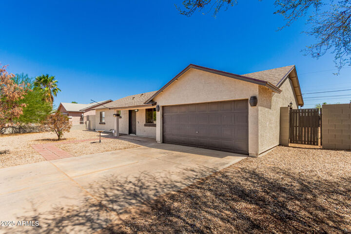 Property Photo: 5309 E Preakness Drive AZ 85140