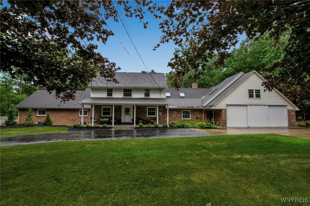 Property Photo:  1750 Woodard Road  NY 14059 