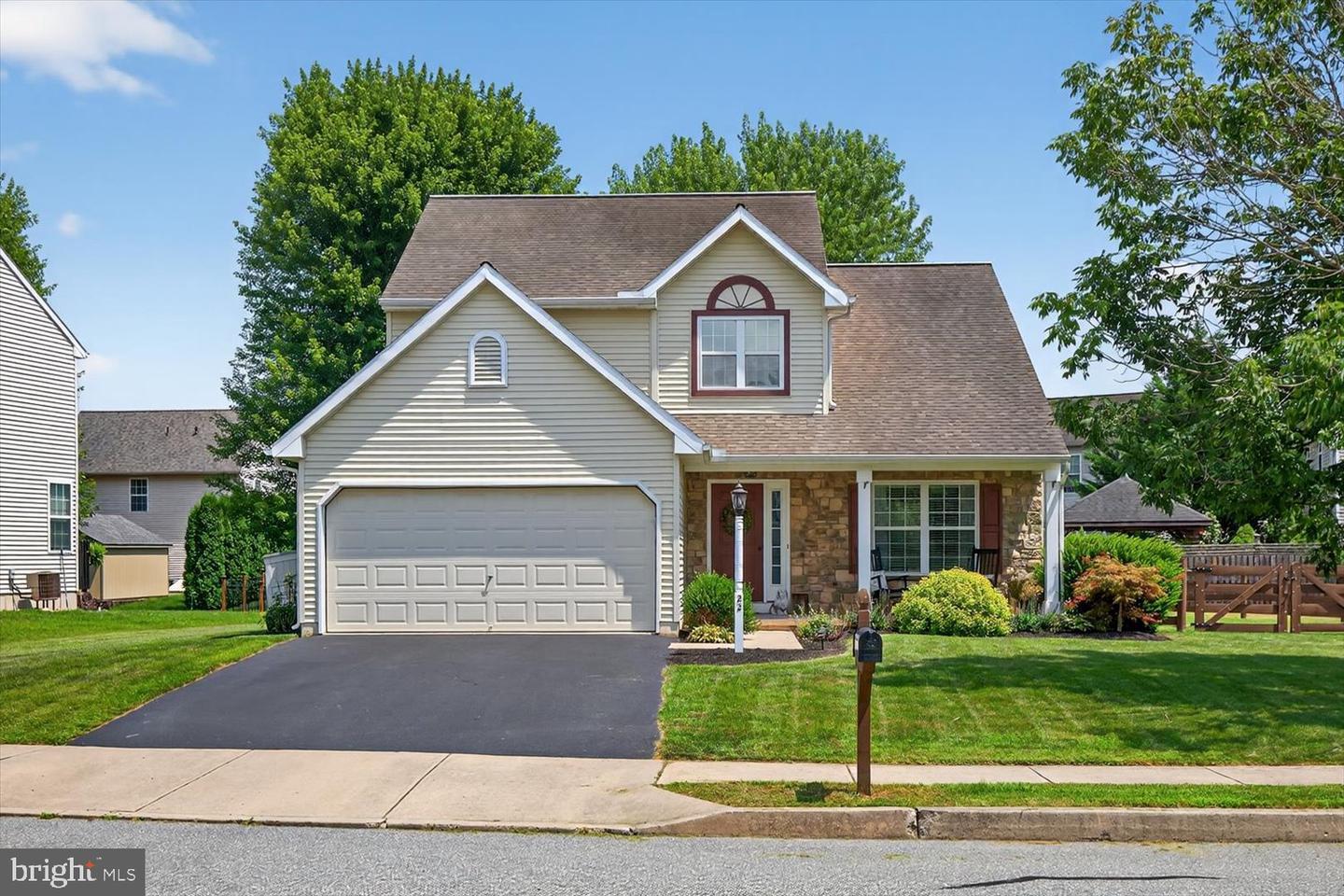 Property Photo: 22 Misty Meadow Drive PA 17569