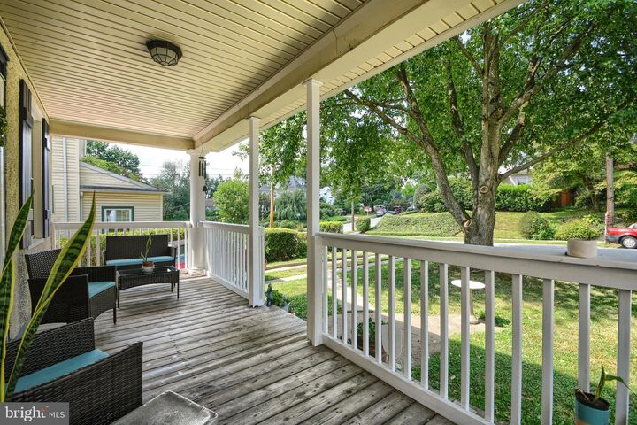 Property Photo: 2229 Oakdale Avenue PA 19038