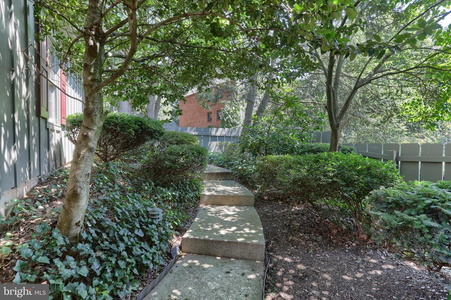 Property Photo: 1203 Galway Court PA 17036