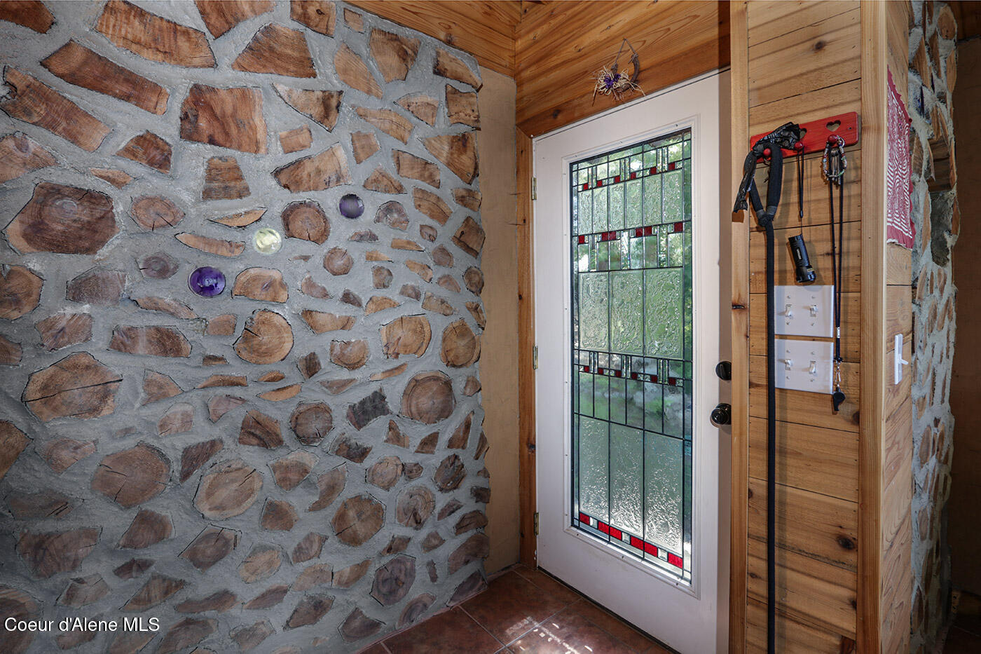 Property Photo:  812 Pine Cove Rd  ID 83803 